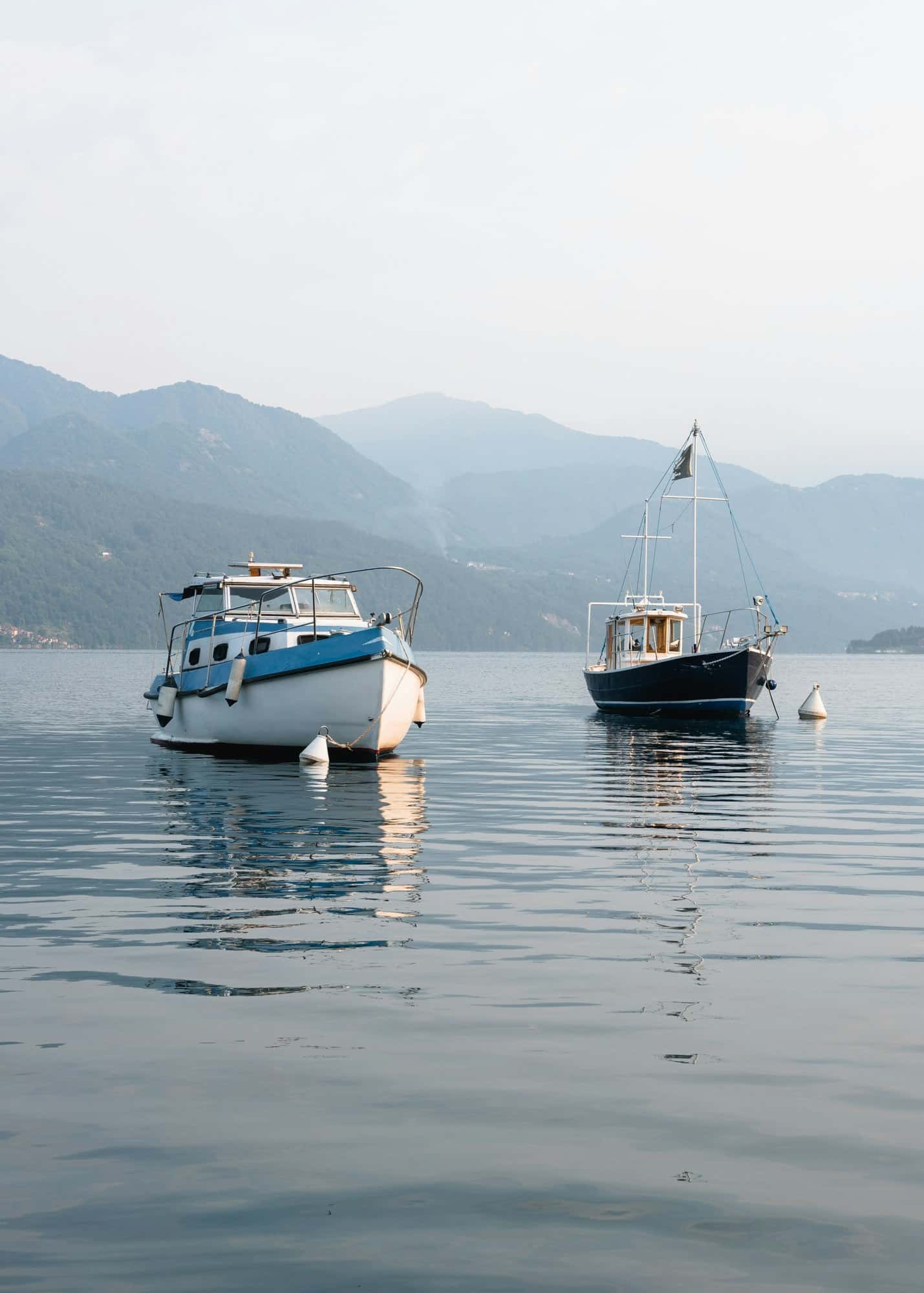 White and blue powerboat ahead — illustrative photography